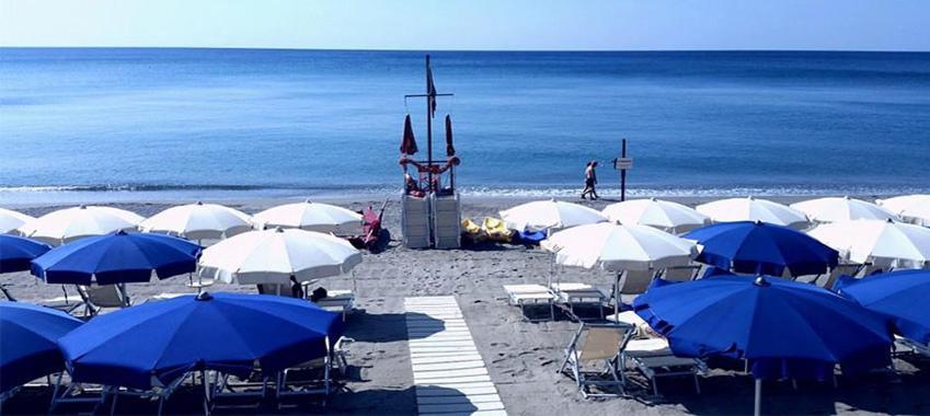 Savona Casa Vacanze Vicino Mare 3 Minuti Wifi Eksteriør billede