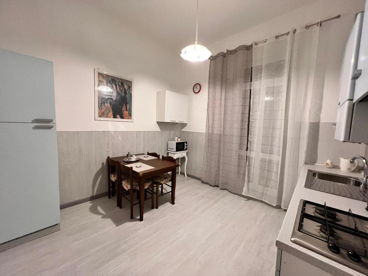 Savona Casa Vacanze Vicino Mare 3 Minuti Wifi Eksteriør billede