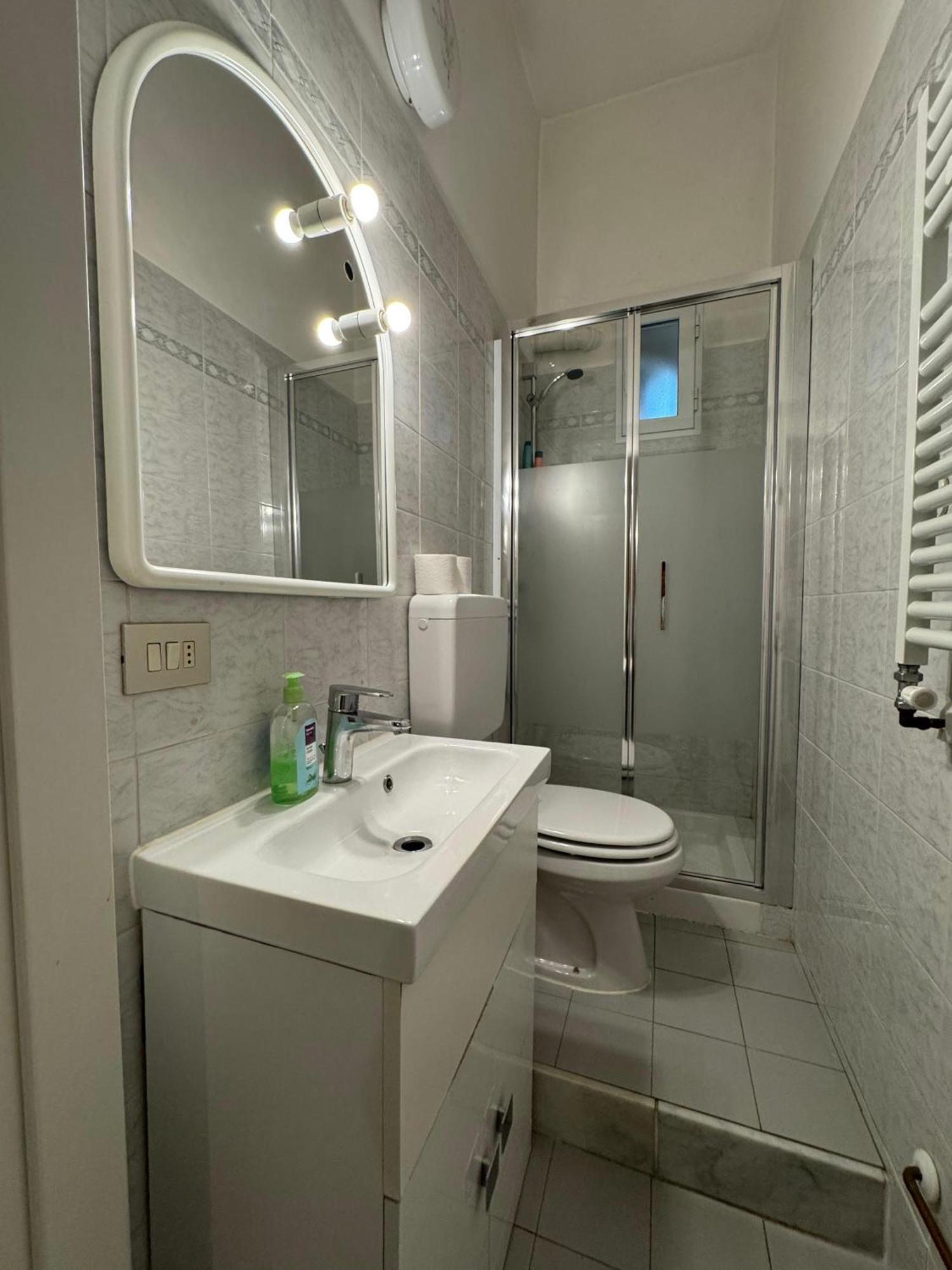 Savona Casa Vacanze Vicino Mare 3 Minuti Wifi Eksteriør billede